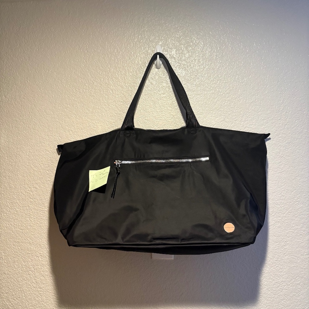 shortyLOVE Friday Travel Bag